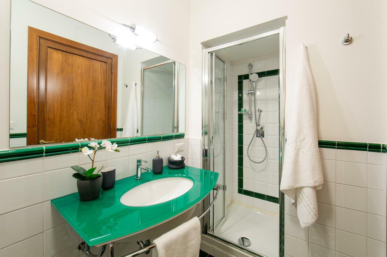 Lombardia40 Luxury Suites روما المظهر الخارجي الصورة